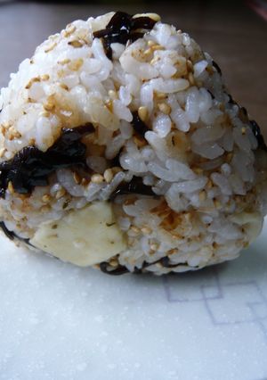 朝から幸せなチーズ昆布おにぎり☆-レシピのメイン写真
