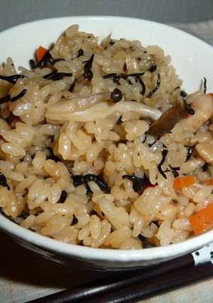 めんつゆで炊き込みご飯-レシピのメイン写真
