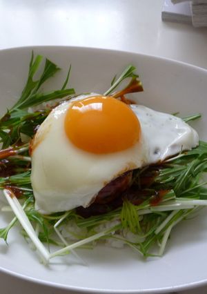 休日ブランチ❤カフェ風お手軽ロコモコ-レシピのメイン写真