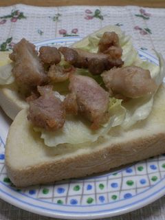 簡単!唐揚げトッピングトースト-レシピのメイン写真