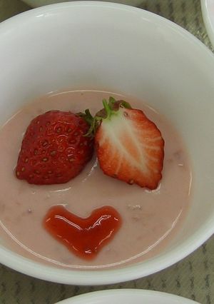 苺のヨーグルトムース-レシピのメイン写真