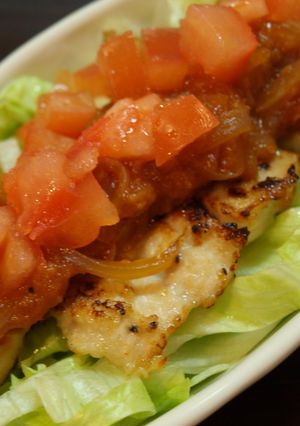 鶏むね肉と♪甘～い新玉ねぎソース-レシピのメイン写真
