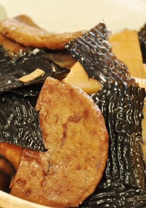 静岡の味 筍とアラメと黒はんぺんの煮物-レシピのメイン写真
