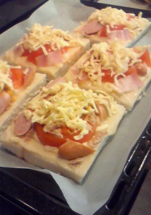 食パンで簡単ピザトースト♪-レシピのメイン写真
