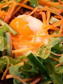 野菜たっぷり!サラダ風ビビンバ-レシピのメイン写真