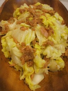 キャベツとシーチキンの胡麻和え★彡-レシピのメイン写真