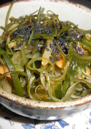 大根と茎わかめのきんぴら炒め-レシピのメイン写真