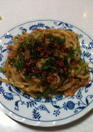 ラー油 トッピング 焼きうどん!-レシピのメイン写真
