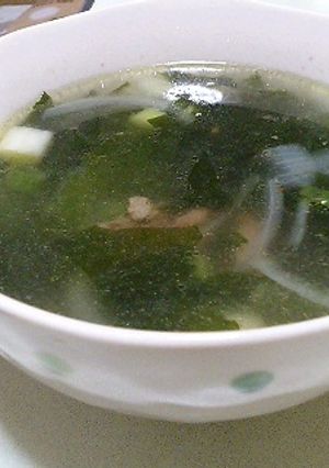 牛肉とワカメのスープ-レシピのメイン写真