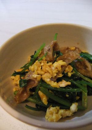 ほうれん草と鶏皮の甘じょっぱい胡麻和え-レシピのメイン写真