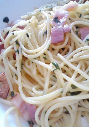 大葉のｶﾞｰﾘｯｸﾊﾟｽﾀ-レシピのメイン写真