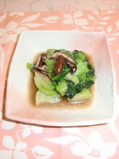 簡単青梗菜としいたけの中華風ソテー-レシピのメイン写真