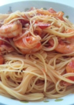 簡単★エビとトマトとツナのパスタ-レシピのメイン写真