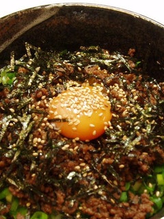 ガッツリ混ぜて★ネギいっぱいのそぼろ丼-レシピのメイン写真