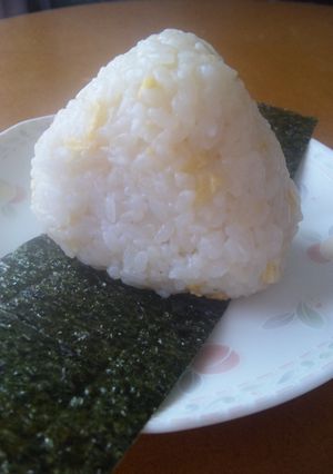 意外！ピザポテおにぎり-レシピのメイン写真