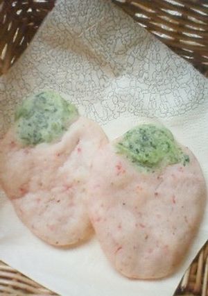 離乳食手づかみ☆いちごミルクのおやき-レシピのメイン写真
