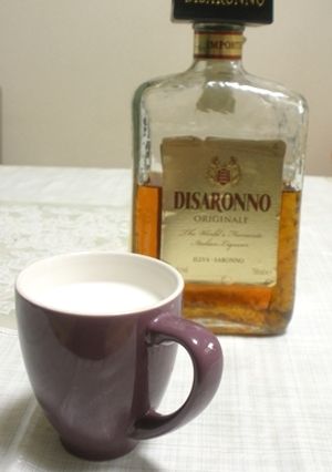 寒い夜に。。。ディサローノミルク-レシピのメイン写真