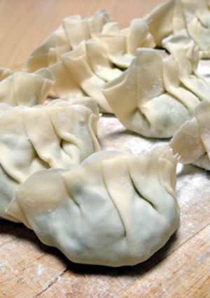 節約&美味しい、手作り餃子の皮-レシピのメイン写真