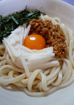 ネバネバ★納豆＆とろろ簡単うどん-レシピのメイン写真