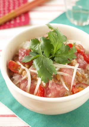 ネバネバ納豆のタイ風散らし丼-レシピのメイン写真
