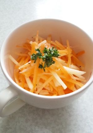 にんじんとりんごのサラダ＊レモン風味-レシピのメイン写真