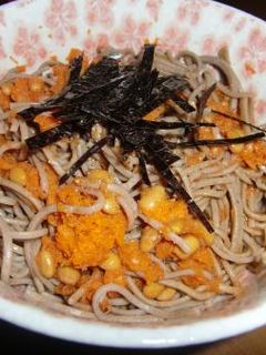 鮮やか~!おろしにんじんで@納豆そば-レシピのメイン写真