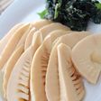竹の子のあっさり煮 ワカメ味噌添え