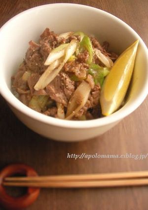 ガッツリいこう！牛コマと長ネギの塩ダレ丼-レシピのメイン写真
