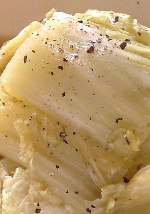 ル・クルーゼ❤白菜の水分だけのバター煮-レシピのメイン写真