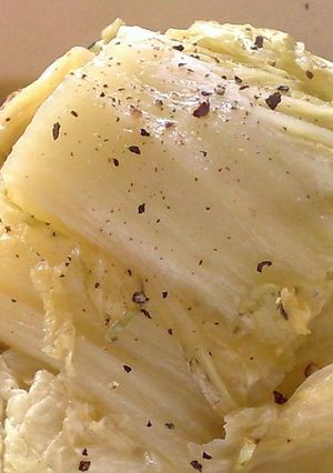 ル・クルーゼ❤白菜の水分だけのバター煮-レシピのメイン写真