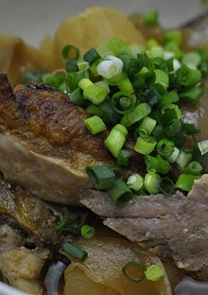 スペアリブピリ辛肉じゃが:シャトルシェフ-レシピのメイン写真