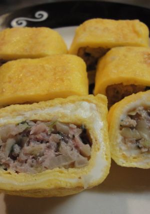 残った餃子の具で☆卵巻き-レシピのメイン写真