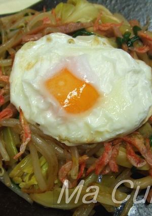 春キャベツと桜海老のカレー焼きうどん-レシピのメイン写真