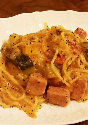 ベーコンスパムトマト煮パスタ-レシピのメイン写真