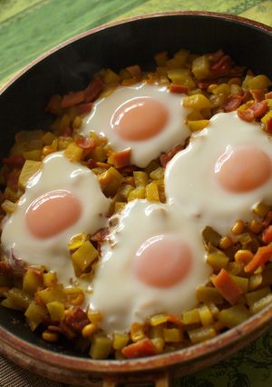 新作！カレー風味な新じゃがソテー半熟卵！-レシピのメイン写真