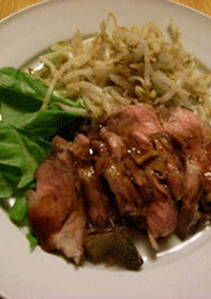 絶品!焼き豚 と もやしのナムル-レシピのメイン写真