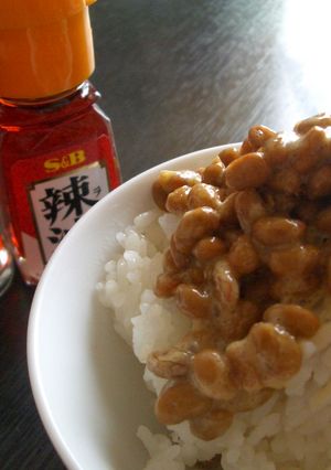 簡単☆納豆の食べ方♪黒胡椒＆ラー油-レシピのメイン写真