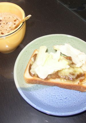 残りカレーでピザトースト-レシピのメイン写真