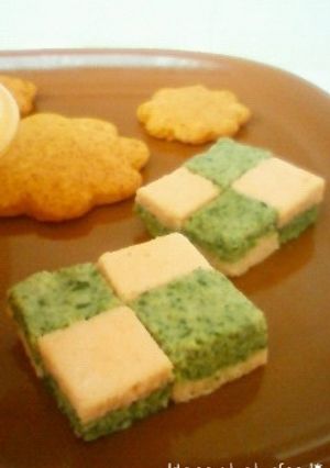 離乳食中期〜☆鮭の二色テリーヌ-レシピのメイン写真