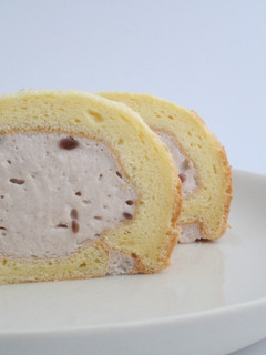 羊羹で小豆ムース ロールケーキに-レシピのメイン写真