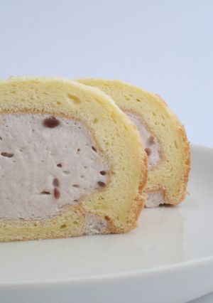 羊羹で小豆ムース　ロールケーキに-レシピのメイン写真