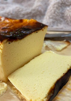 ヨーグルトで作る★バスク風チーズケーキ-レシピのメイン写真