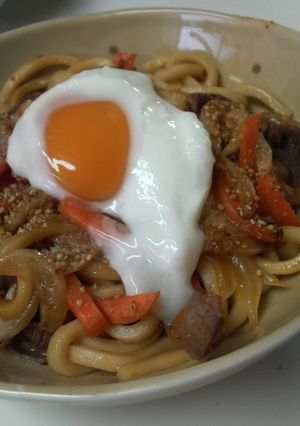 カルビ☆にんにくバター醤油うどん☆-レシピのメイン写真