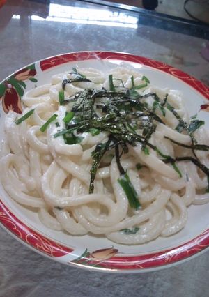 うどんのを使って、明太子クリーソ−ス-レシピのメイン写真