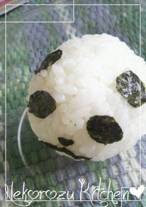 コロコロ～❀パンダおにぎり♬-レシピのメイン写真