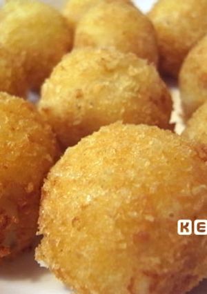 お昼はﾎﾟﾃﾄｻﾗﾀﾞ。夜はｺﾛｯｹ。-レシピのメイン写真