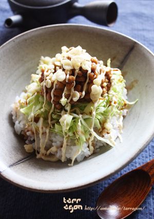 キャベツと天かすのジャンクな納豆丼-レシピのメイン写真