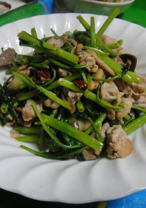 空芯菜と豚肉のさっと炒め-レシピのメイン写真