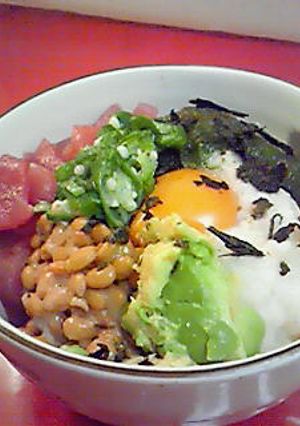 定番☆アボカドとマグロのネバネバ丼-レシピのメイン写真