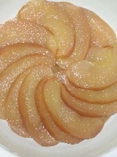 りんご自体の甘みを感じる『りんご煮』-レシピのメイン写真